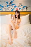 何洛洛